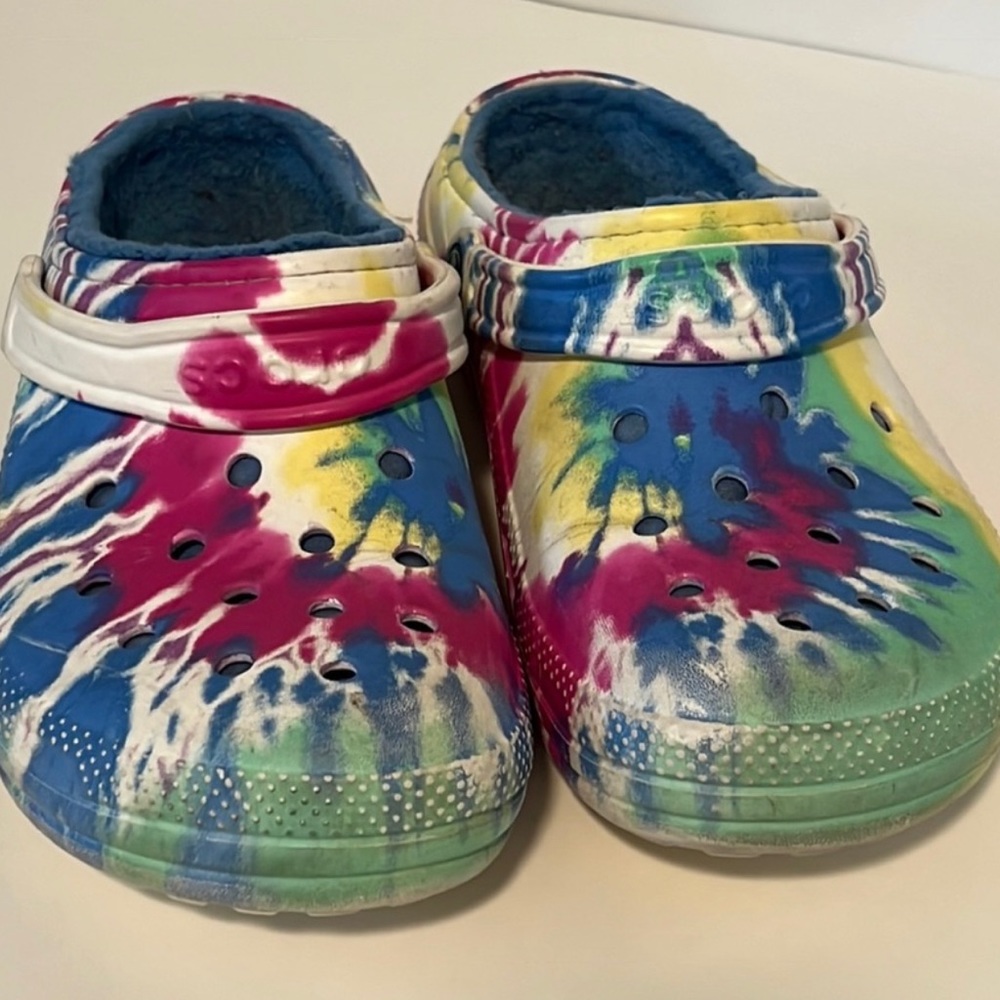 Crocs Classic Lined Tie Dye Clog size 10 men 12 women‎